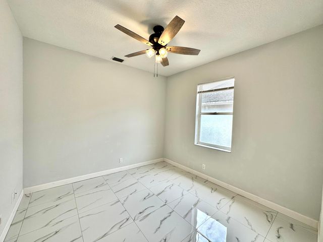 1219 Baycourt Isle, Greenacres, FL 33413