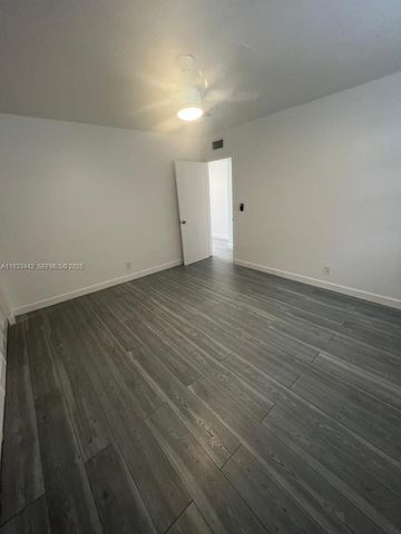 2300 Pierce St 3, Hollywood, FL 33020