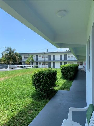2300 Pierce St 3, Hollywood, FL 33020