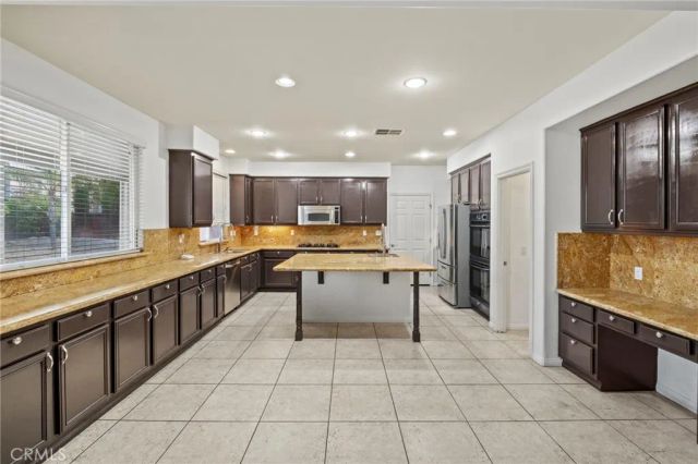 32856 Whitehaven Court, Menifee, CA 92584