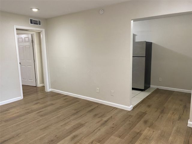 4618 Reiger Avenue 112, Dallas, TX 75246