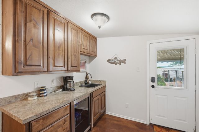 1633 Cedar Crest Loop, Graford, TX 76449