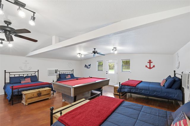 1633 Cedar Crest Loop, Graford, TX 76449