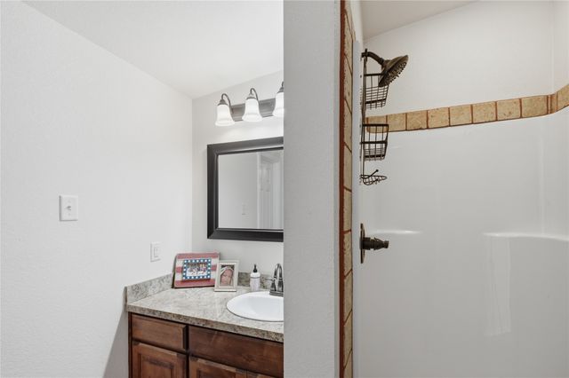 1633 Cedar Crest Loop, Graford, TX 76449