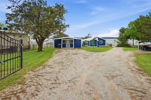 1633 Cedar Crest Loop, Graford, TX 76449