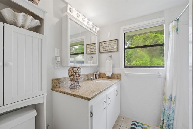 1633 Cedar Crest Loop, Graford, TX 76449