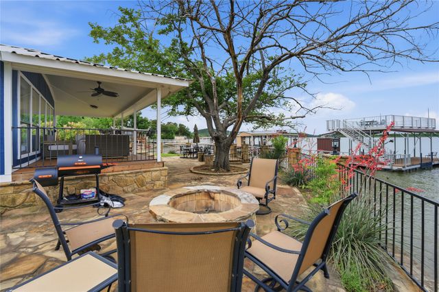 1633 Cedar Crest Loop, Graford, TX 76449