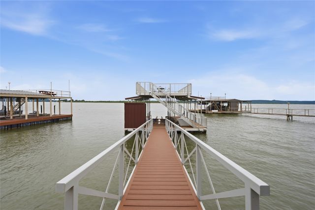 1633 Cedar Crest Loop, Graford, TX 76449