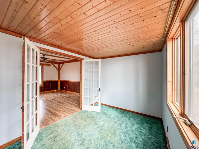 25637 470th Ave Avenue, Crooks, SD 57020