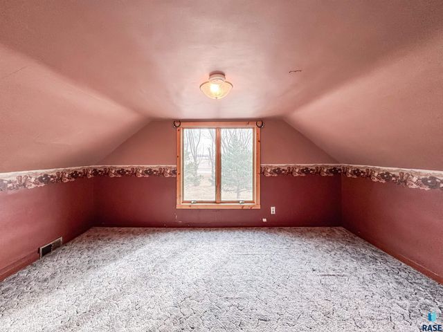 25637 470th Ave Avenue, Crooks, SD 57020