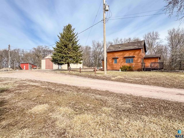 25637 470th Ave Avenue, Crooks, SD 57020