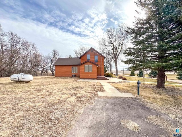 25637 470th Ave Avenue, Crooks, SD 57020