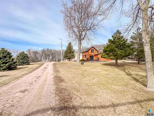 25637 470th Ave Avenue, Crooks, SD 57020