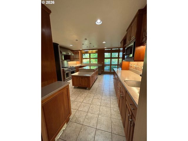 29821 JEANS Rd, Veneta, OR 97487
