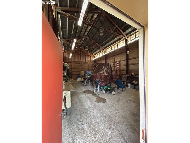 29821 JEANS Rd, Veneta, OR 97487