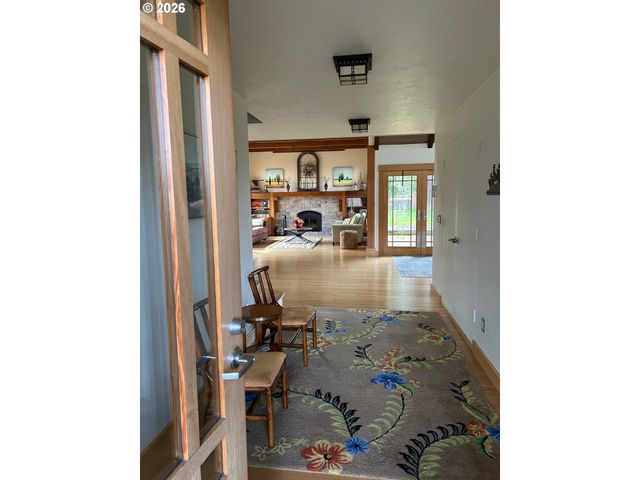 29821 JEANS Rd, Veneta, OR 97487