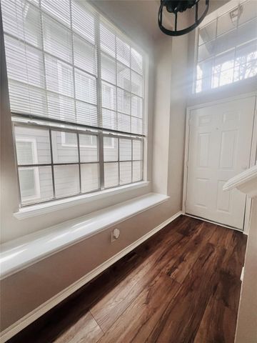 15 Wineberry Place, The Woodlands, TX 77382