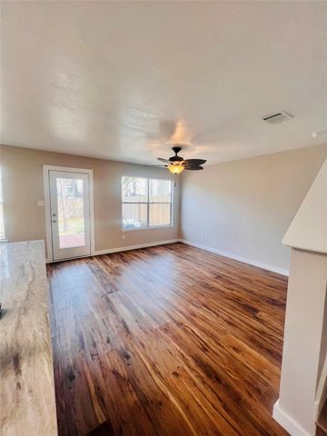 15 Wineberry Place, The Woodlands, TX 77382