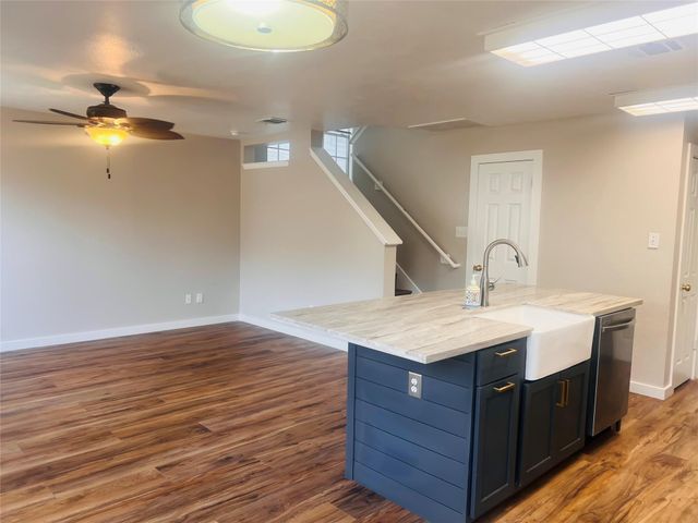 15 Wineberry Place, The Woodlands, TX 77382