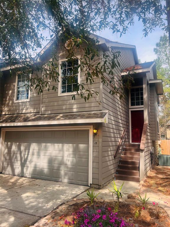 15 Wineberry Place, The Woodlands, TX 77382