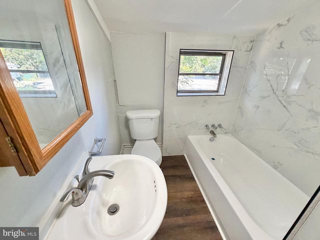 321 YORK ST, Burlington, NJ 08016