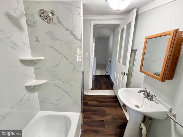 321 YORK ST, Burlington, NJ 08016
