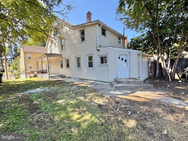321 YORK ST, Burlington, NJ 08016