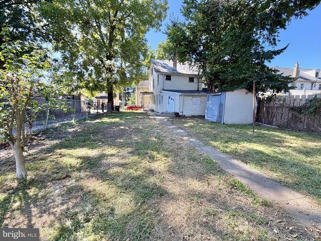 321 YORK ST, Burlington, NJ 08016