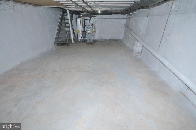 321 YORK ST, Burlington, NJ 08016