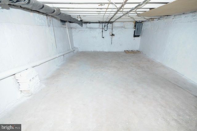 321 YORK ST, Burlington, NJ 08016