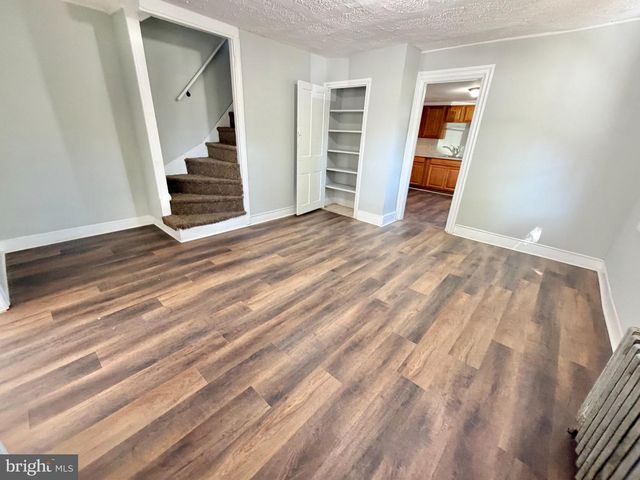 321 YORK ST, Burlington, NJ 08016