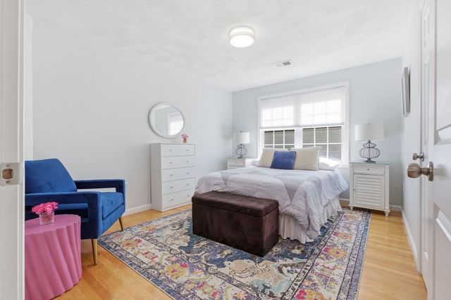 138 Horace St 3, Boston, MA 02128