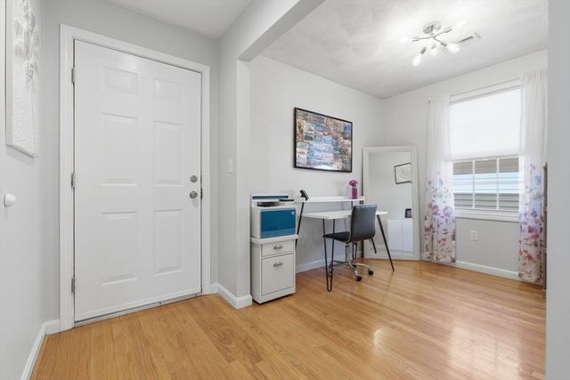 138 Horace St 3, Boston, MA 02128