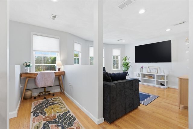 138 Horace St 3, Boston, MA 02128