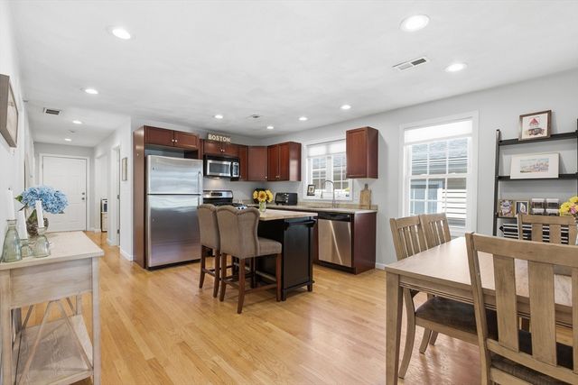 138 Horace St 3, Boston, MA 02128