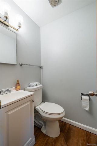 4240 Sheridan Road, Flushing, MI 48433