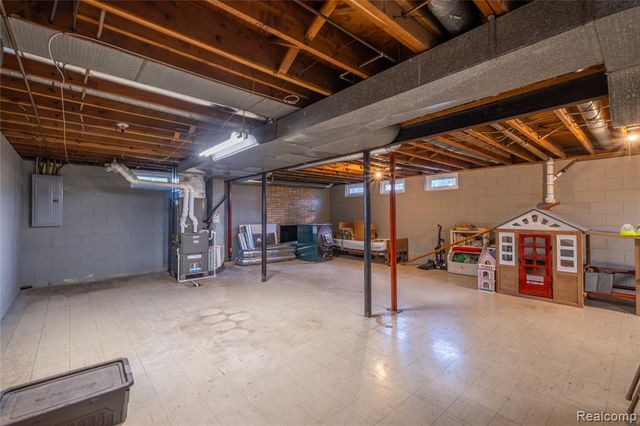 4240 Sheridan Road, Flushing, MI 48433