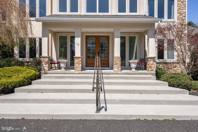 10 PETER HURD WAY, Marlton, NJ 08053