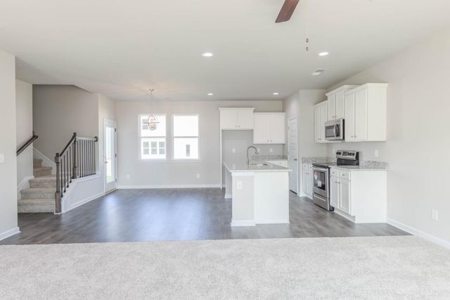 396 Crimson Feather Drive, Jefferson, GA 30549