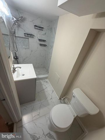 528 RANDOM RD, Baltimore, MD 21229