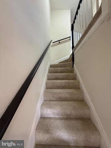 528 RANDOM RD, Baltimore, MD 21229