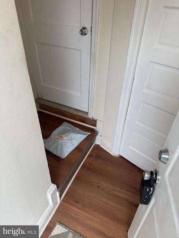 528 RANDOM RD, Baltimore, MD 21229