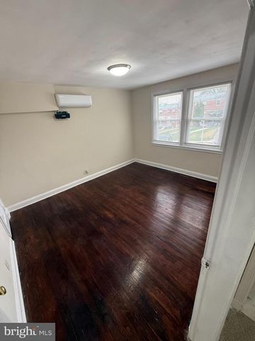 528 RANDOM RD, Baltimore, MD 21229