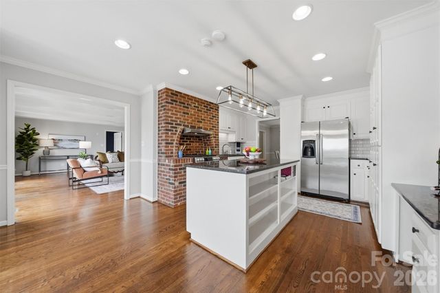 476 44th Avenue Drive NW, Hickory, NC 28601