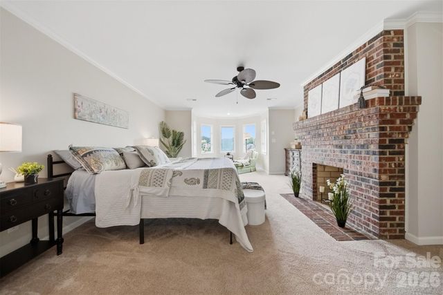 476 44th Avenue Drive NW, Hickory, NC 28601