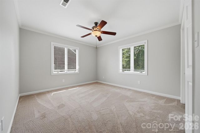 476 44th Avenue Drive NW, Hickory, NC 28601