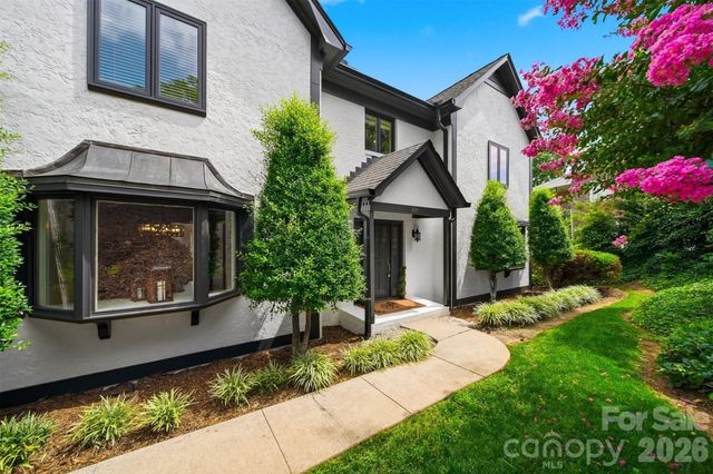 476 44th Avenue Drive NW, Hickory, NC 28601
