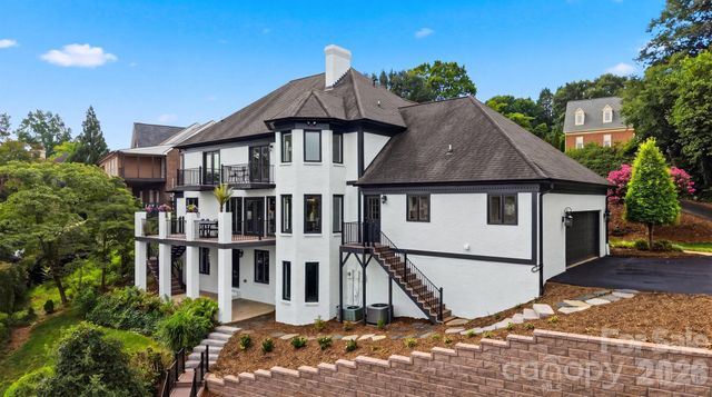 476 44th Avenue Drive NW, Hickory, NC 28601