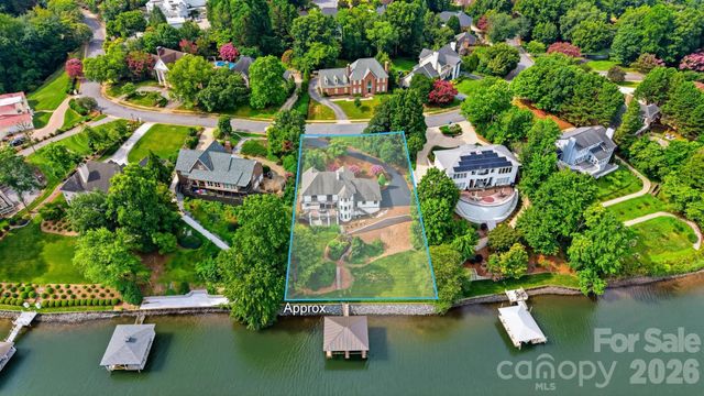 476 44th Avenue Drive NW, Hickory, NC 28601