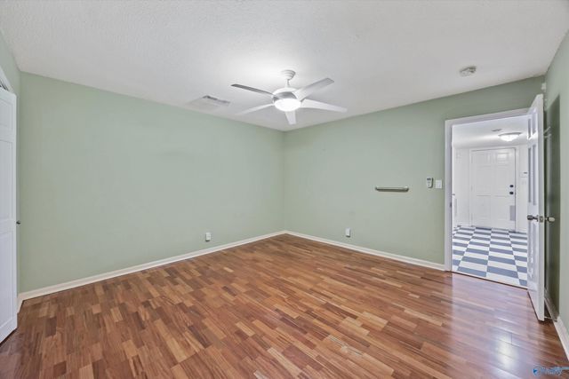 2700 Garth Road, Huntsville, AL 35801